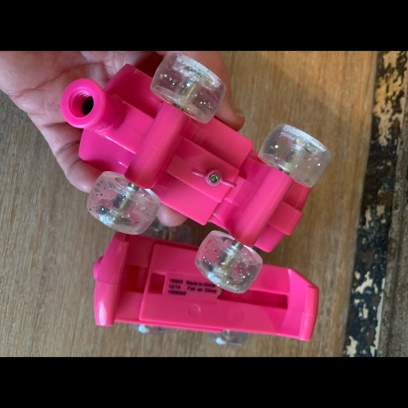 New! Build-a-Bear pink roller skates, adjustable - Picture 2 of 2